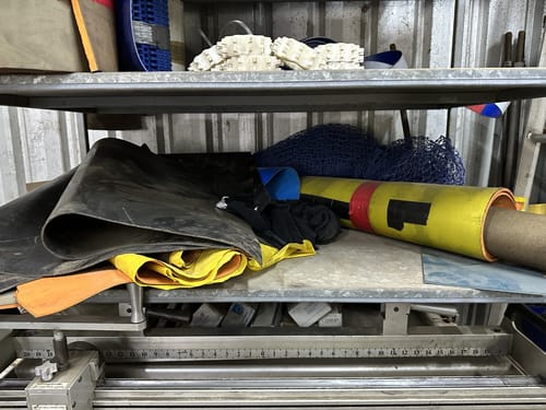 slide-items-3