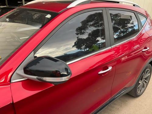 slide-items-3