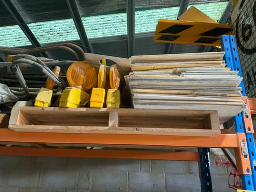 slide-items-4
