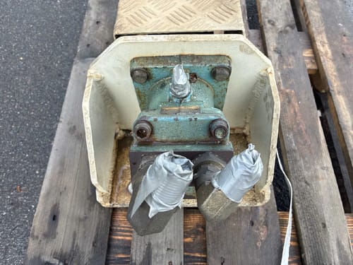slide-items-3