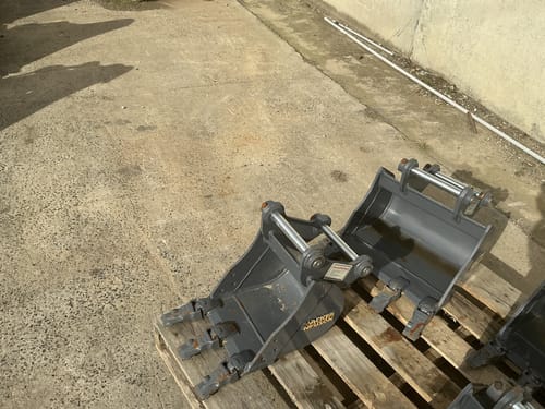 slide-items-0