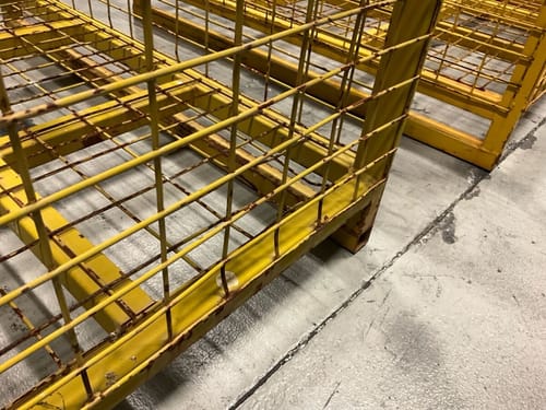 slide-items-3