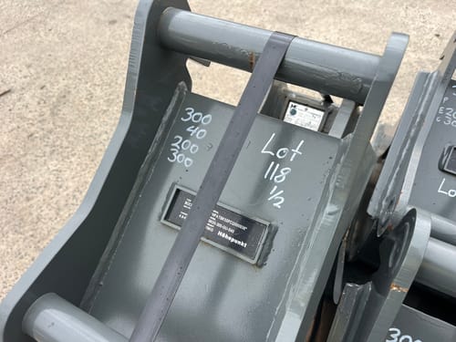 slide-items-2