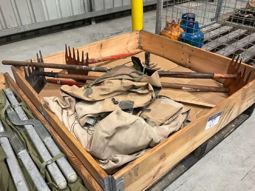 slide-items-1
