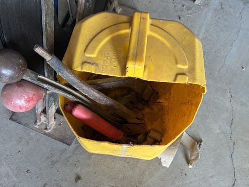 slide-items-1