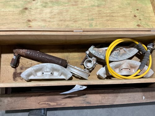slide-items-3