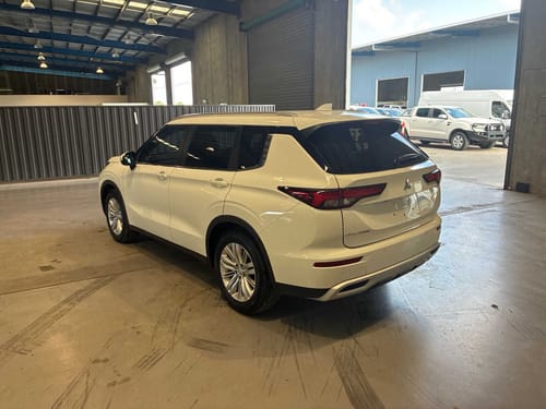 slide-items-4