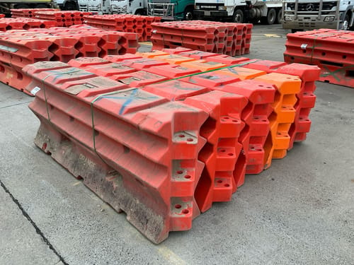 slide-items-1