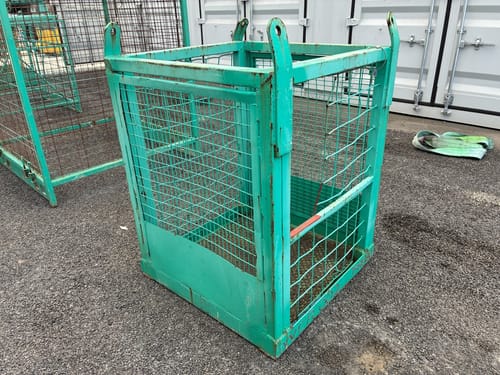 slide-items-3