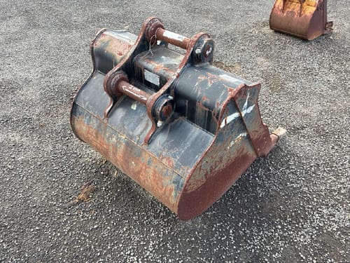 slide-items-3