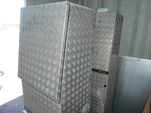 slide-items-3