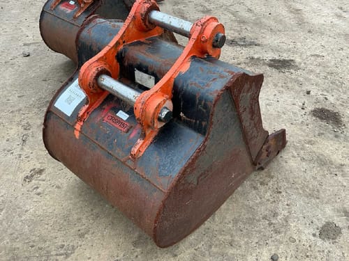 slide-items-2