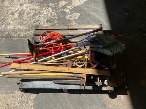 slide-items-3