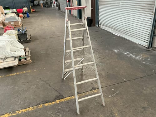 slide-items-1