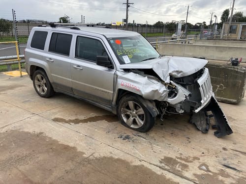 slide-items-0