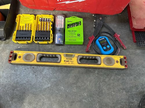 slide-items-3