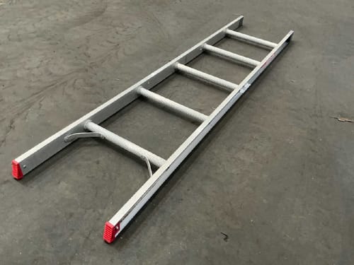 slide-items-0