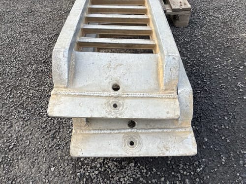slide-items-2