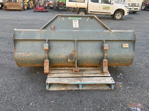 slide-items-4