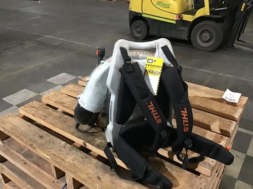 slide-items-3