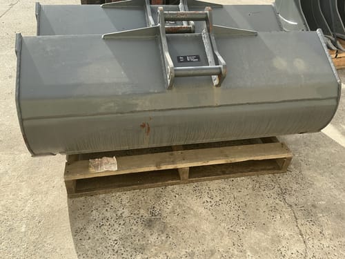 slide-items-2