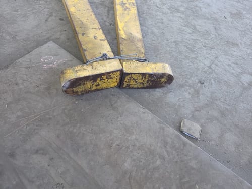 slide-items-3