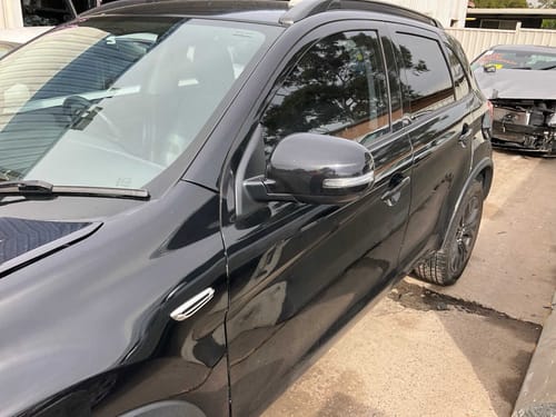 slide-items-3