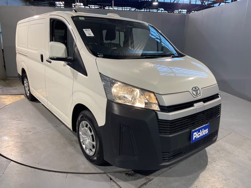 2024 Toyota Hiace - GDH300R Van LWB 5dr Spts Auto 6sp 1075kg 2.8DT