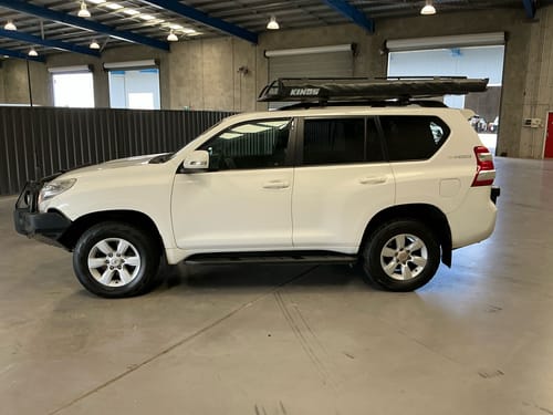 slide-items-3
