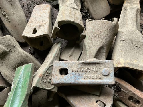 slide-items-3