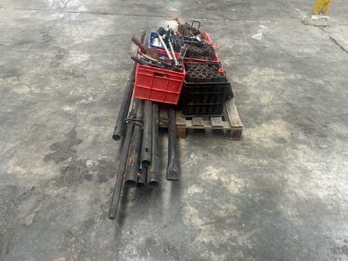 slide-items-3