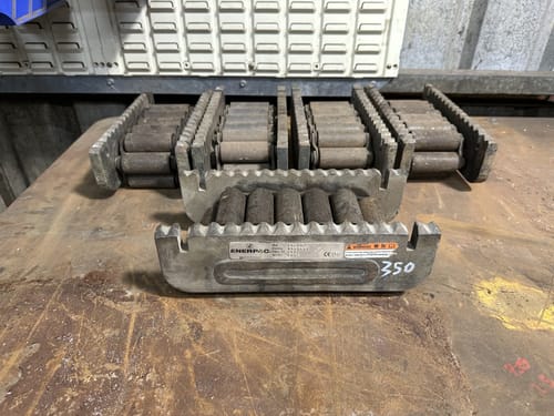 slide-items-1