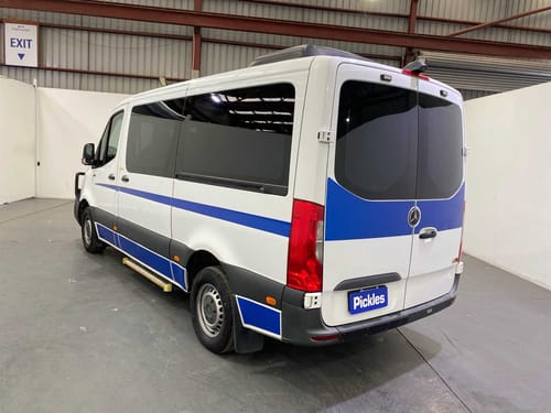 slide-items-4