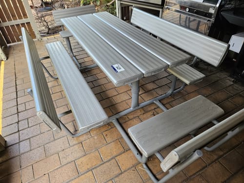 slide-items-0
