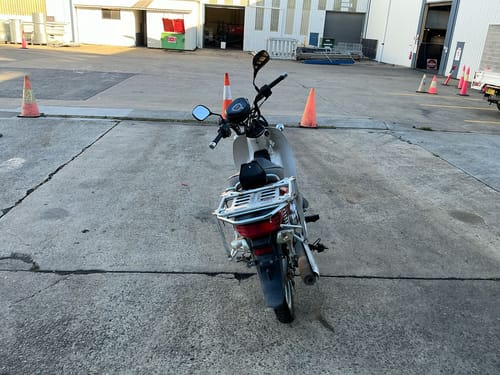 slide-items-3