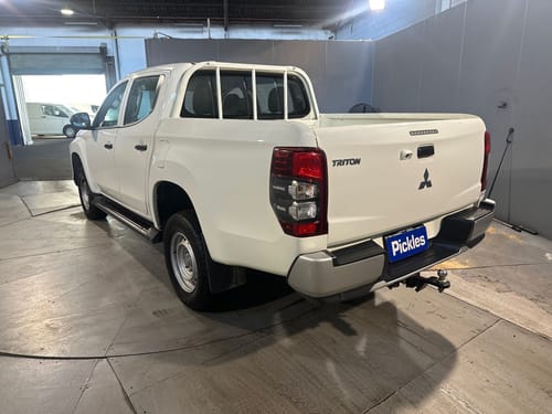 slide-items-4