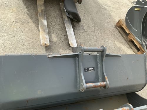 slide-items-2