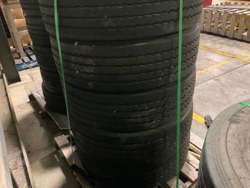 slide-items-3