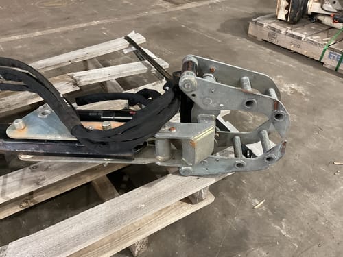 slide-items-2