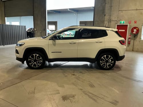 slide-items-3
