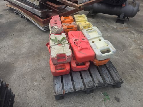 slide-items-3