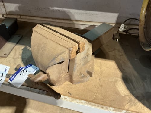 slide-items-1