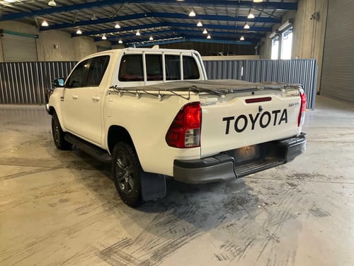 slide-items-4