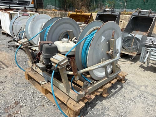 slide-items-1
