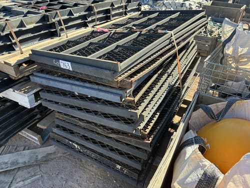 slide-items-1
