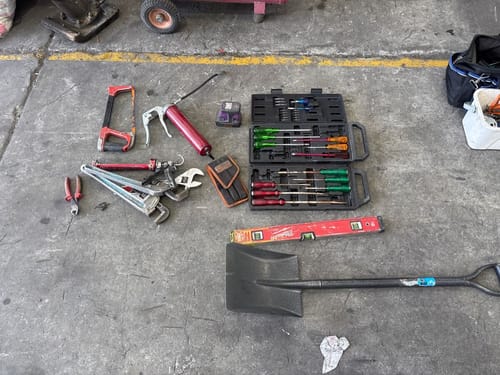 slide-items-3