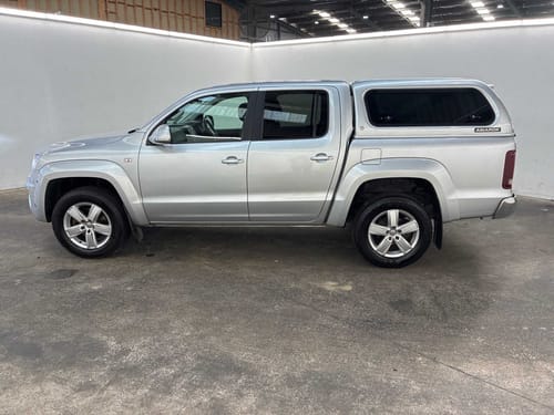 slide-items-3