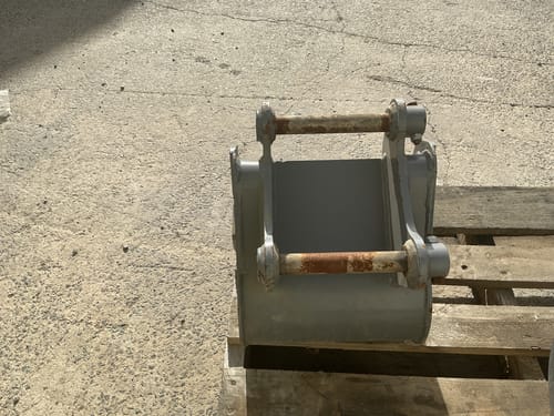 slide-items-3