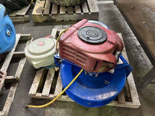 slide-items-3