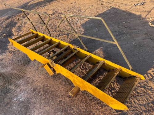 slide-items-0
